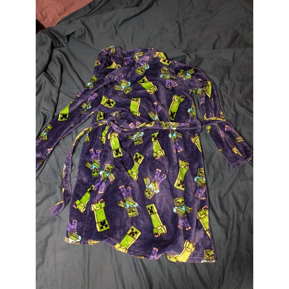 Minecraft bathrobe - Picture 2 of 3